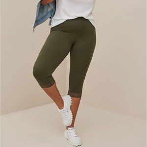 NWT TORRID CAPRI MOSSY GREEN WAIST LACE TRIM LEGGING, Plus Size 3X